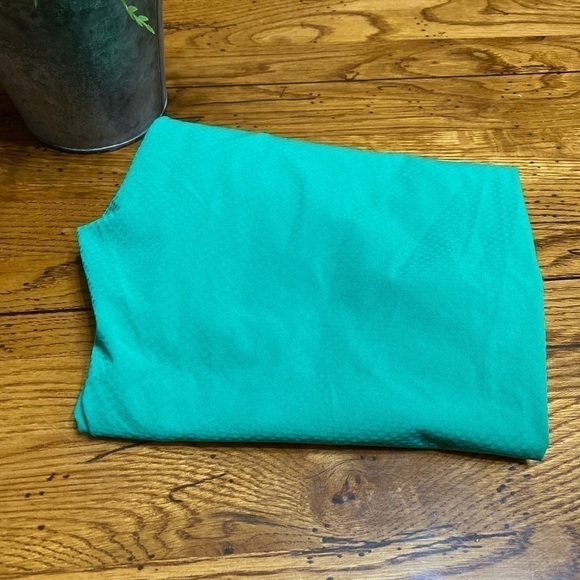 𝅺athleta M Workout Crop Leggings Green. - Picture 10 of 10